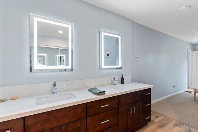 2038 Avenue Of The Trees, Carlsbad, CA 92008