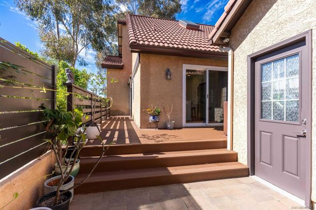 2038 Avenue Of The Trees, Carlsbad, CA 92008