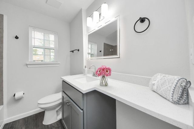 6511 Mohawk Street, Houston, TX 77016