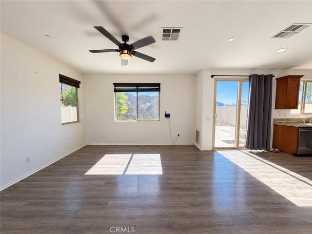 24251 Lilac Lane, Lake Elsinore, CA 92532