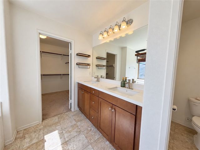 24251 Lilac Lane, Lake Elsinore, CA 92532