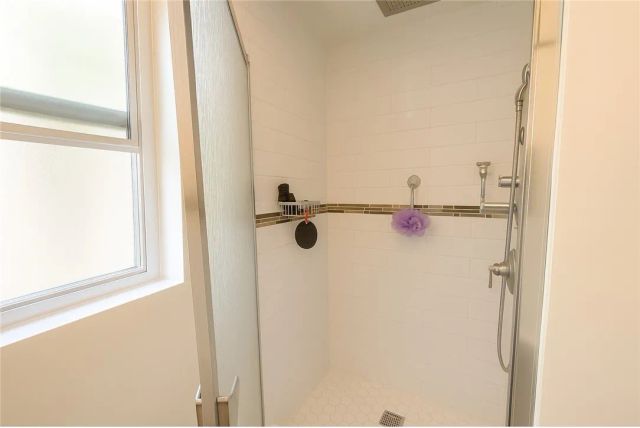 6301 Coldwater Canyon, Valley Glen, CA 91606