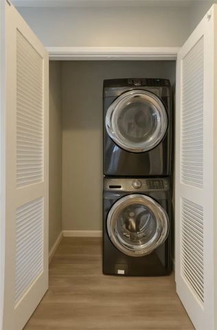 6301 Coldwater Canyon, Valley Glen, CA 91606