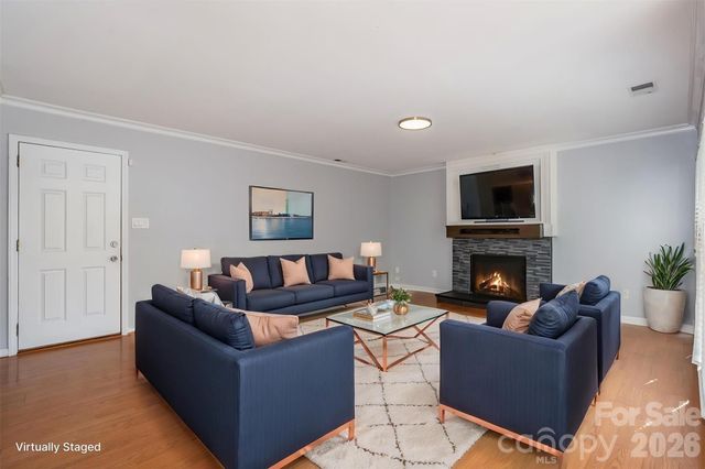 2213 Century Oaks Lane, Charlotte, NC 28262