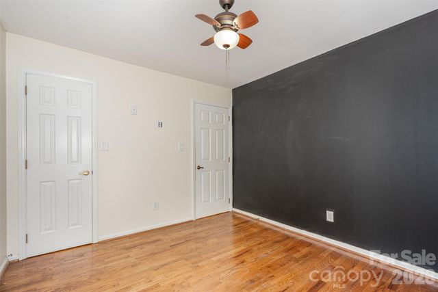 2213 Century Oaks Lane, Charlotte, NC 28262