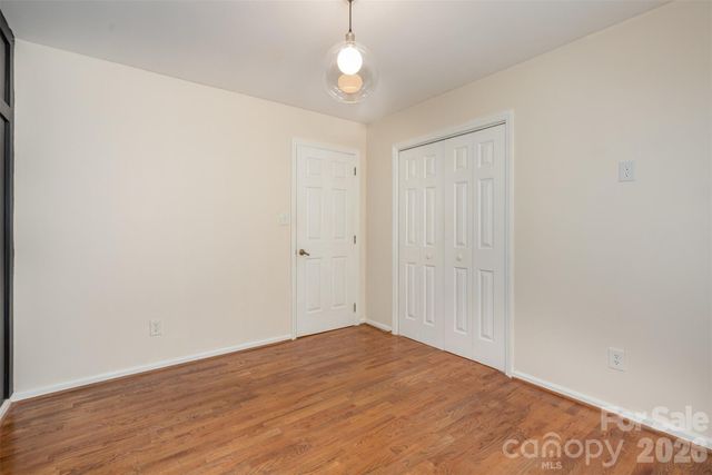 2213 Century Oaks Lane, Charlotte, NC 28262