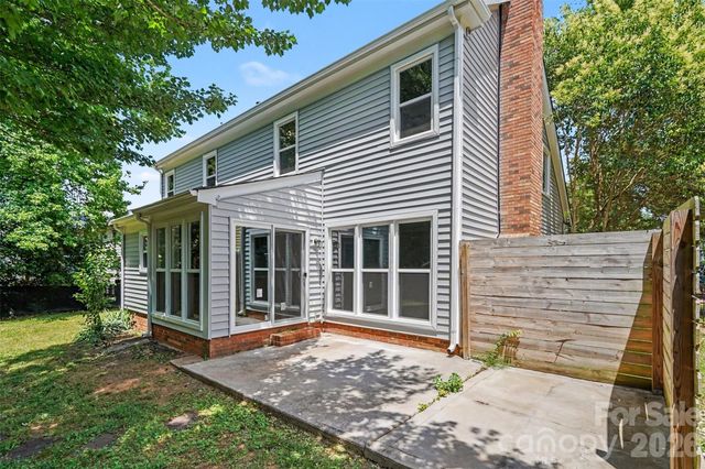 2213 Century Oaks Lane, Charlotte, NC 28262
