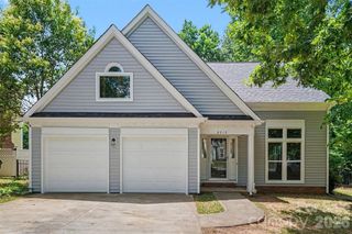2213 Century Oaks Lane, Charlotte, NC 28262