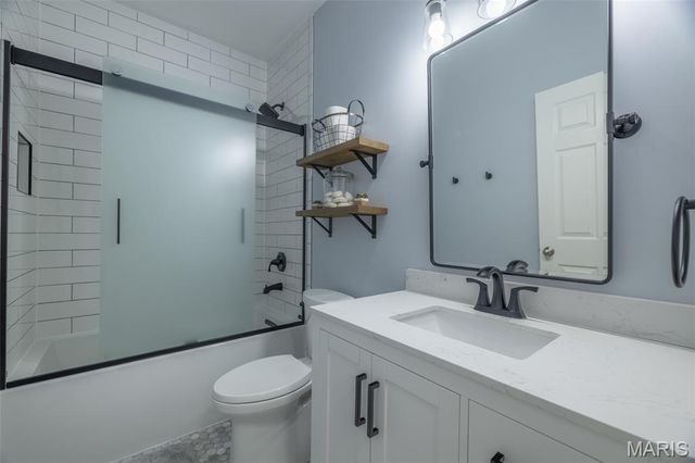 509 Country Chase Drive, Lake St Louis, MO 63367
