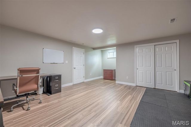 509 Country Chase Drive, Lake St Louis, MO 63367
