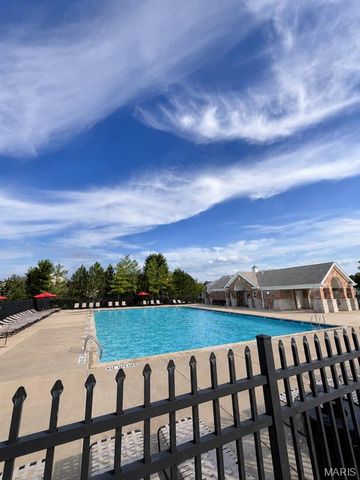 509 Country Chase Drive, Lake St Louis, MO 63367