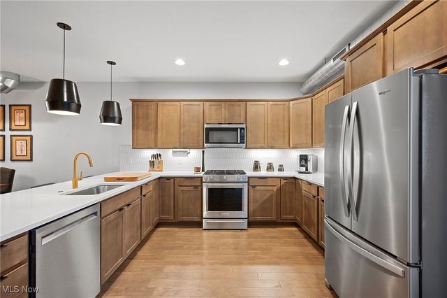 4191 Lorain Court, Cleveland, OH 44113