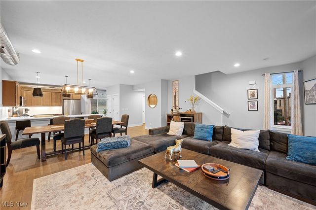 4191 Lorain Court, Cleveland, OH 44113