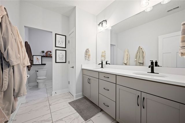 4191 Lorain Court, Cleveland, OH 44113