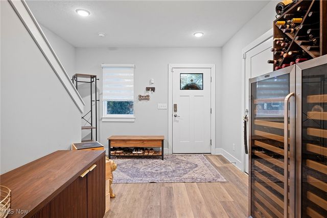 4191 Lorain Court, Cleveland, OH 44113