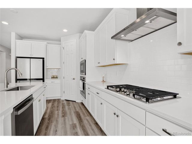 943 Oleander St, Castle Rock, CO 80109