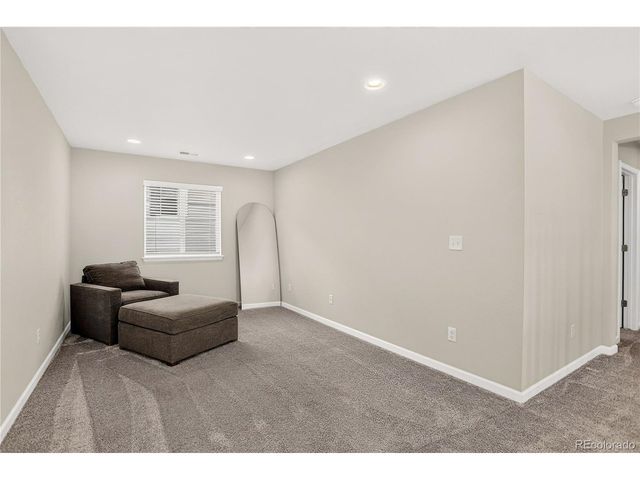 943 Oleander St, Castle Rock, CO 80109