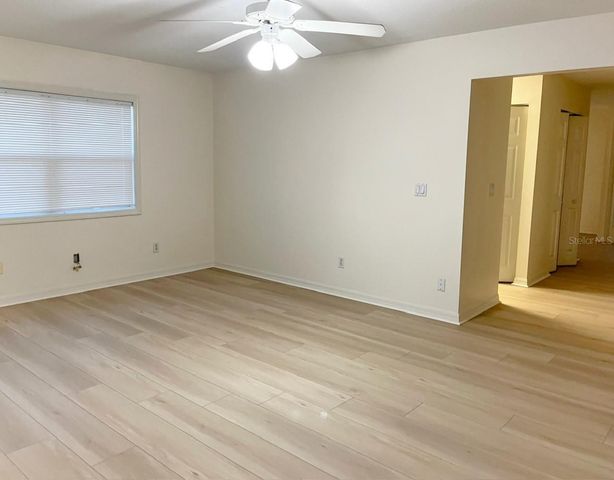 100 CHARLES DRIVE, Nokomis, FL 34275