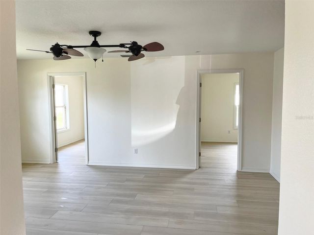 100 CHARLES DRIVE, Nokomis, FL 34275