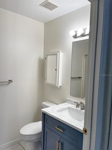 100 CHARLES DRIVE, Nokomis, FL 34275