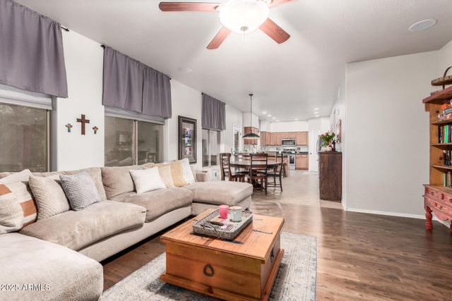 1481 E LAUREL Drive, Casa Grande, AZ 85122