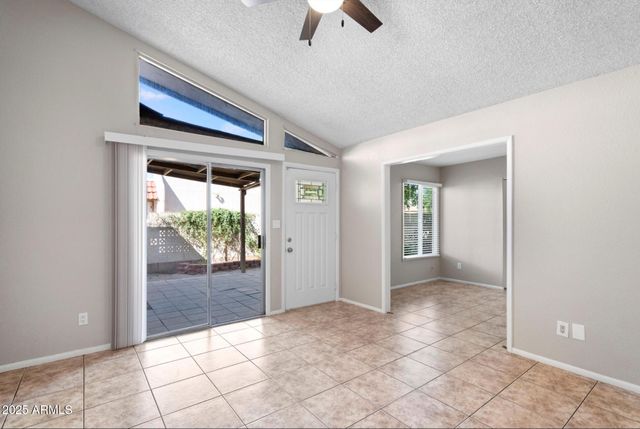 555 N MAY Street 23, Mesa, AZ 85201