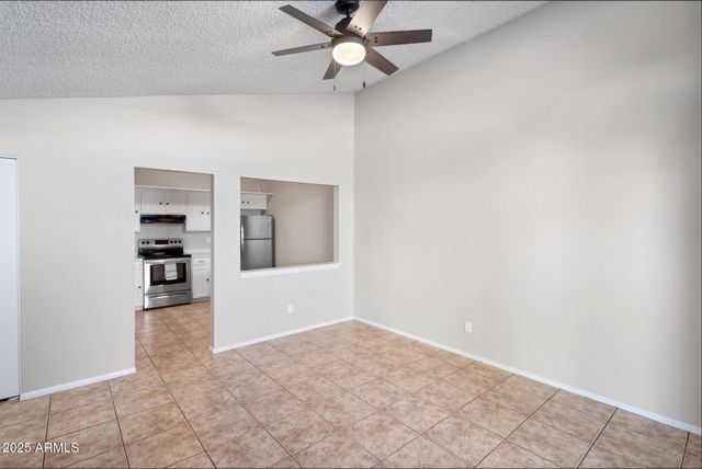 555 N MAY Street 23, Mesa, AZ 85201