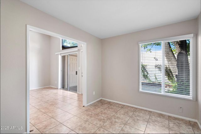 555 N MAY Street 23, Mesa, AZ 85201