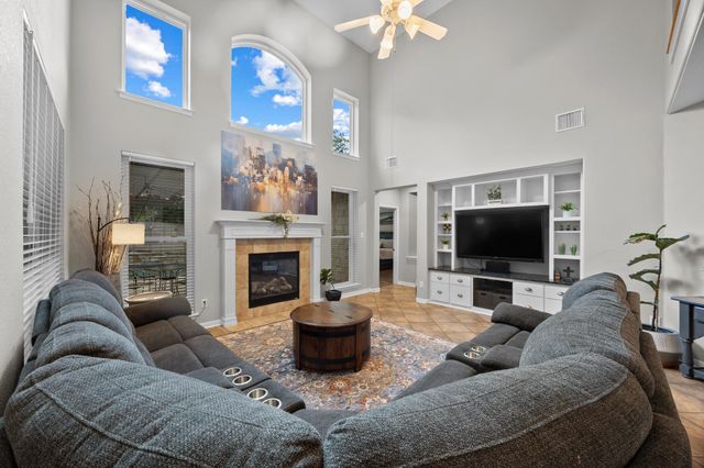 3502 Hidden Oaks CV, Round Rock, TX 78681