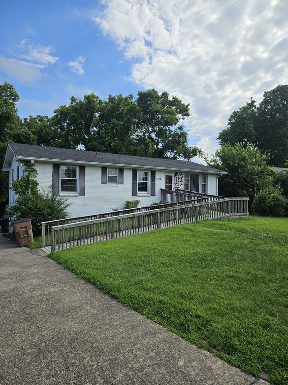 3313 Leondale Ter, Nashville, TN 37207