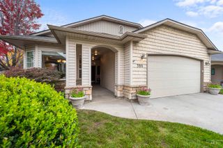 380 S Golden Eagle Lane, Eagle, ID 83616