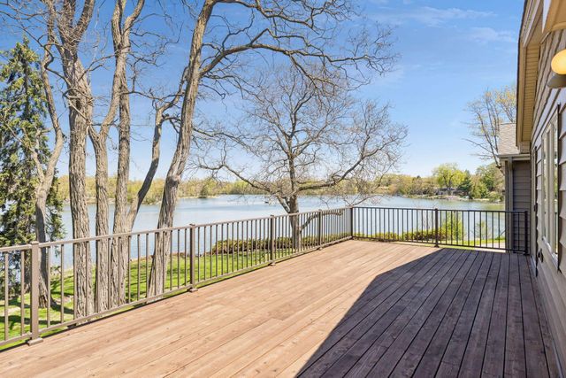 4033 Silver Lake Terrace NE, Saint Anthony, MN 55421