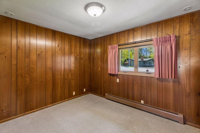 4033 Silver Lake Terrace NE, Saint Anthony, MN 55421