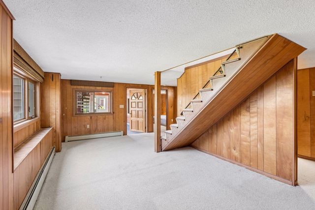 4033 Silver Lake Terrace NE, Saint Anthony, MN 55421