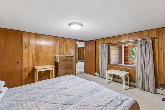 4033 Silver Lake Terrace NE, Saint Anthony, MN 55421