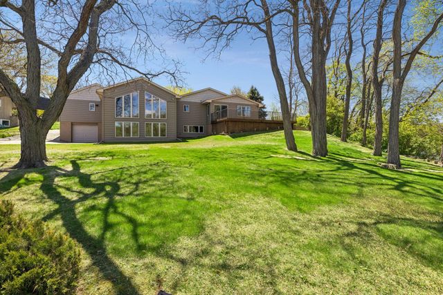 4033 Silver Lake Terrace NE, Saint Anthony, MN 55421