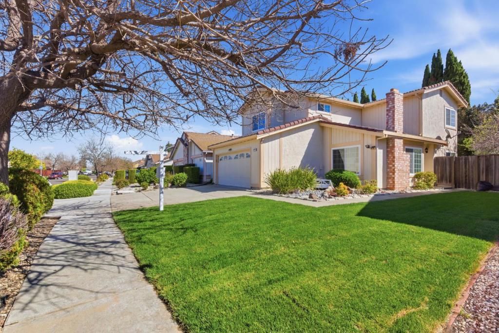 Image 4 of property listing at 34184 Duke Lane, Fremont, CA 94555