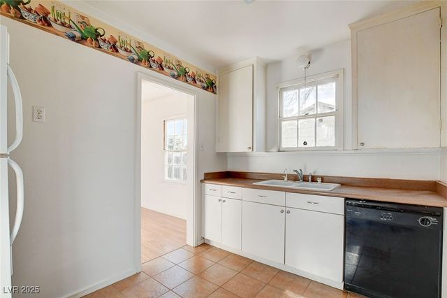 520 5th Street, Boulder City, NV 89005