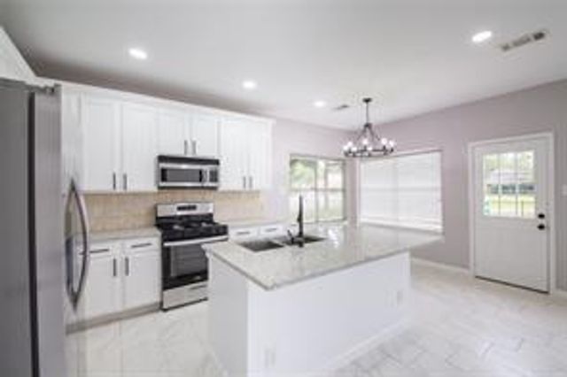 17211 Desert Maize Lane, Houston, TX 77095