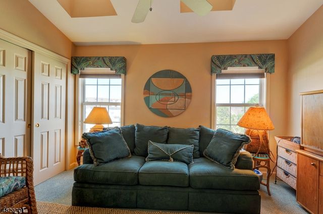 404 Manchester Dr, Nutley Twp., NJ 07110