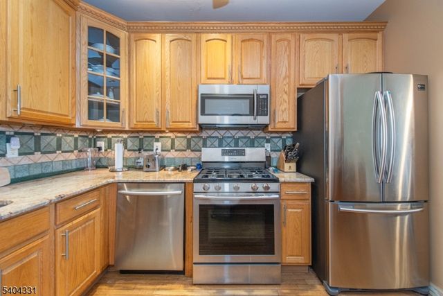 404 Manchester Dr, Nutley Twp., NJ 07110