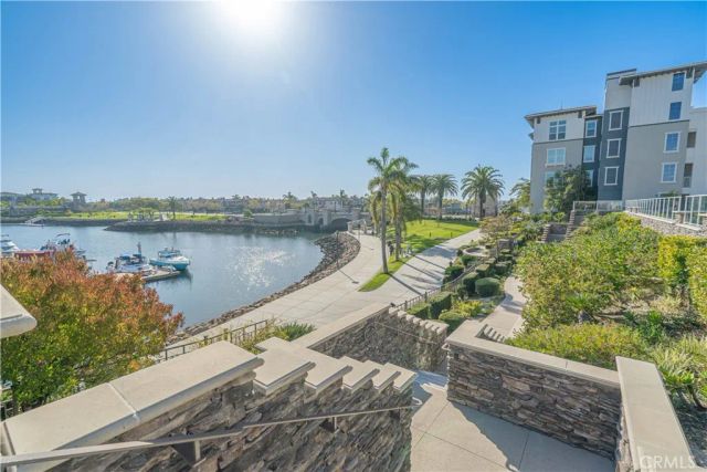 4060 Tradewinds Drive, Oxnard, CA 93035