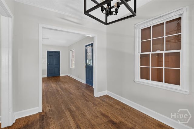 216 E 57th Street, Savannah, GA 31405