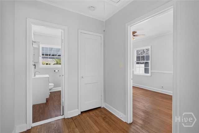 216 E 57th Street, Savannah, GA 31405