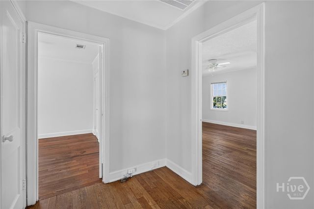 216 E 57th Street, Savannah, GA 31405