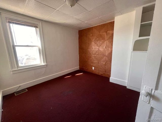 7259 Paige Avenue, Warren, MI 48091