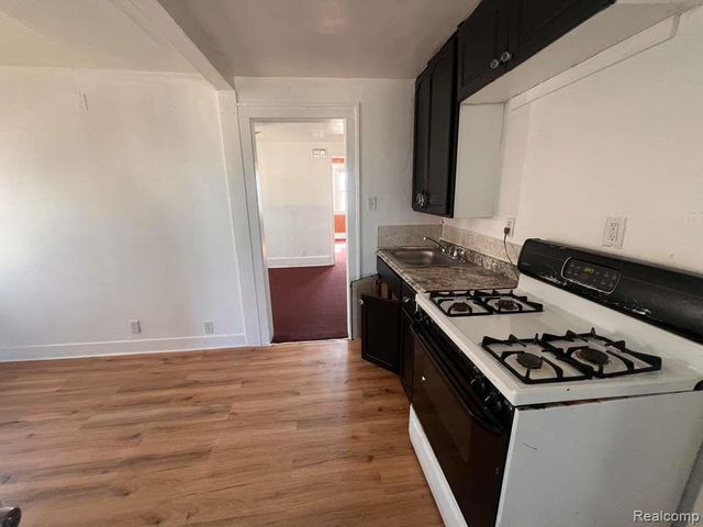 7259 Paige Avenue, Warren, MI 48091