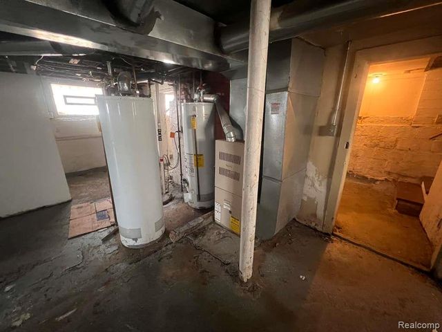 7259 Paige Avenue, Warren, MI 48091