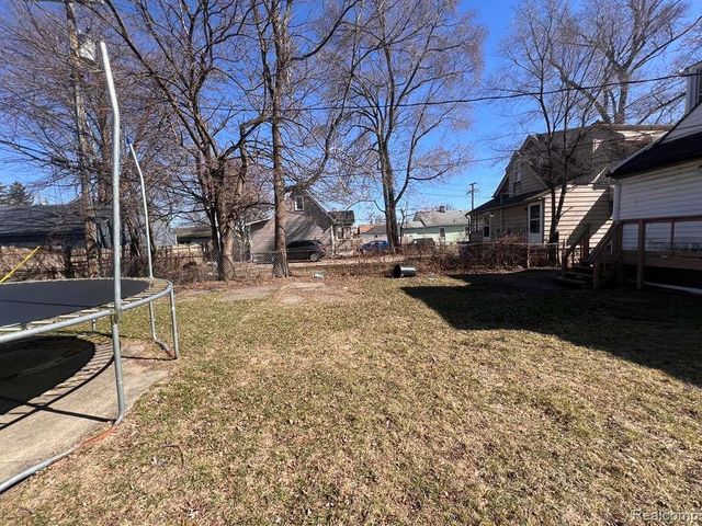 7259 Paige Avenue, Warren, MI 48091