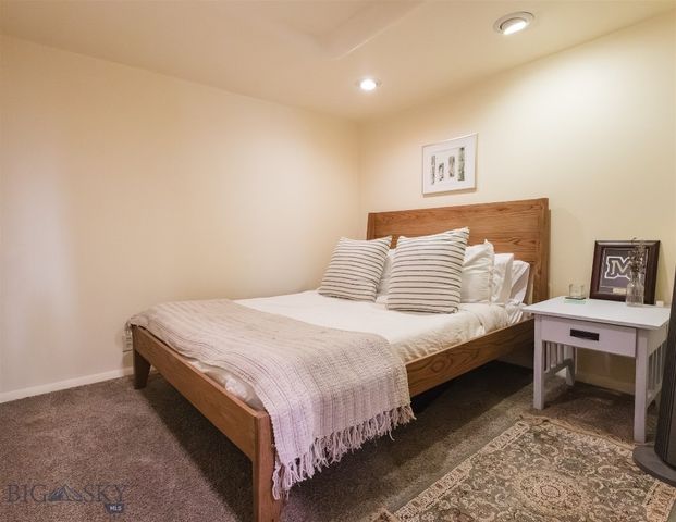 1232 N 8th Avenue, Bozeman, MT 59715